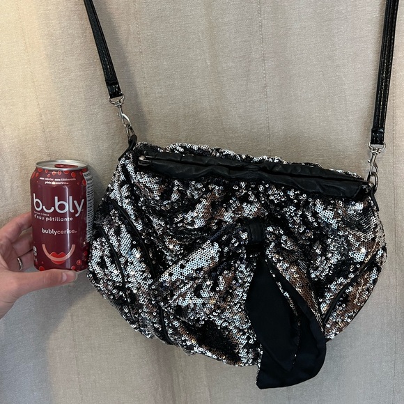 Bill Blass Sequin Nostalgic Shoulder Bag - Picture 13 of 13